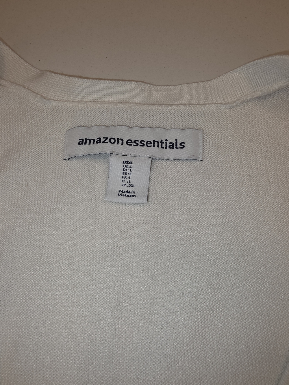 Amazon Essentials Cream V-Neck Button Front Cardigan - Picture 5 of 11